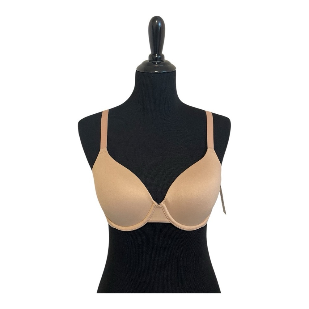 Nude T-Shirt Bra with Smooth Molded Cups and Plunging Neckline